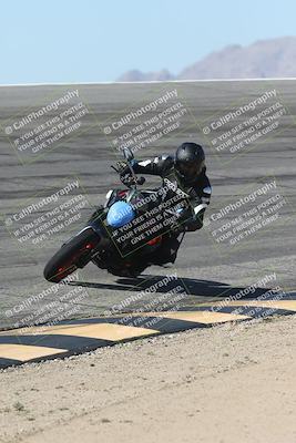 media/Oct-13-2025-Moto Forza (Mon) [[a66d839500]]/4-C Group/Session 2 (Bowl)/